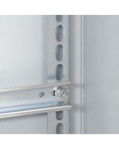 Стойки профил. 500 (2 шт/уп) Legrand 036152 в Камышине Аксессуары для стоек и шкафов Pintop.ru